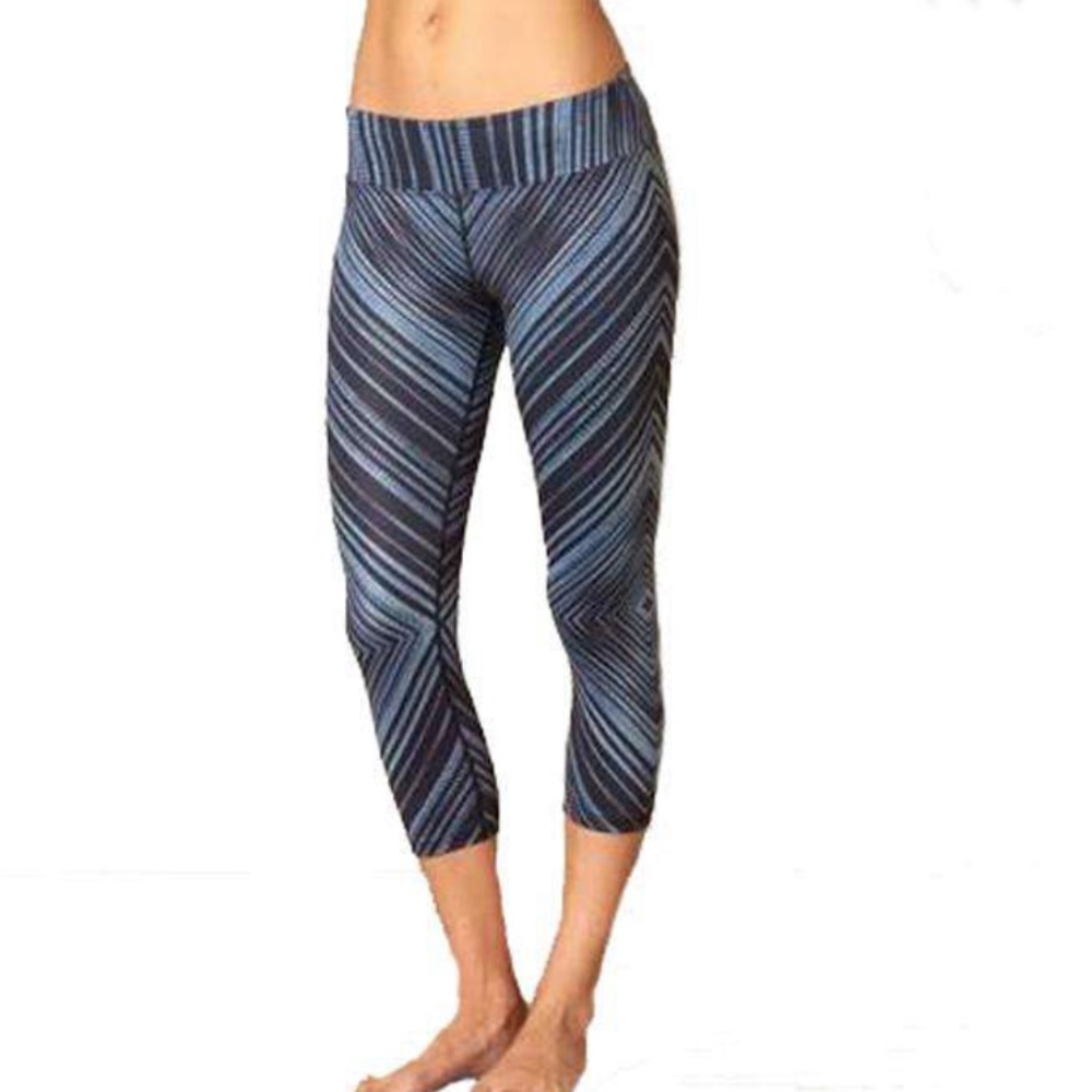 Prana Roxanne Printed Cropped Leggings Medium Black Grey Stripes